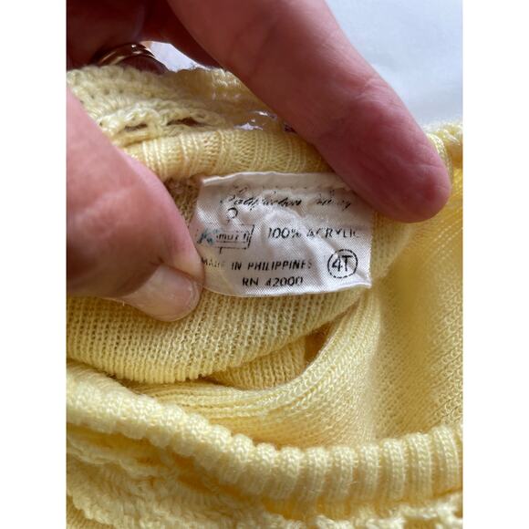 K-mart vintage yellow pullover sweater with crochet lace collar solid Size 4T. - Picture 5 of 6